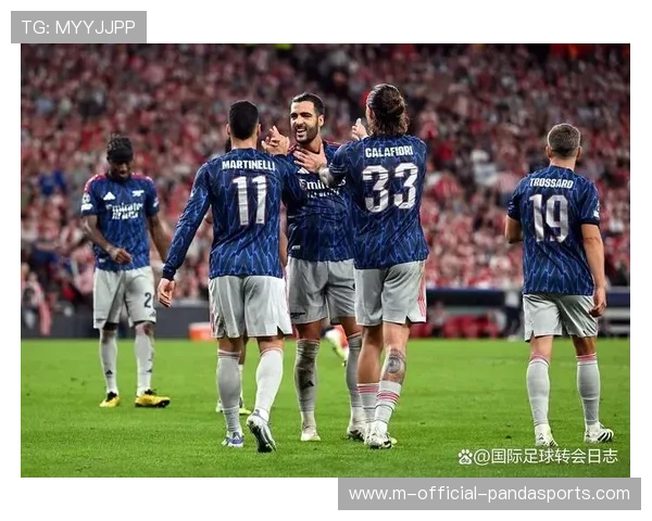 阿森纳本·怀特与梅里诺缺阵，右路防守与中场拦截能力下降